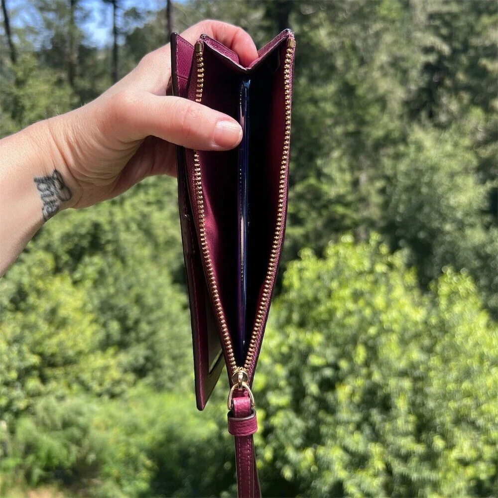 COACH Phone Wallet Wristlet Clutch Purple Pebble Leather Gold Hardware AUTHENTIC